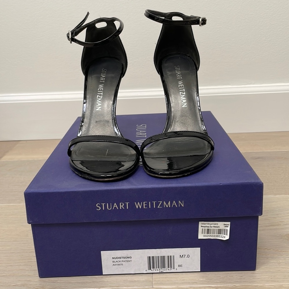 Stuart Weitzman nudistsong black patent sandal
